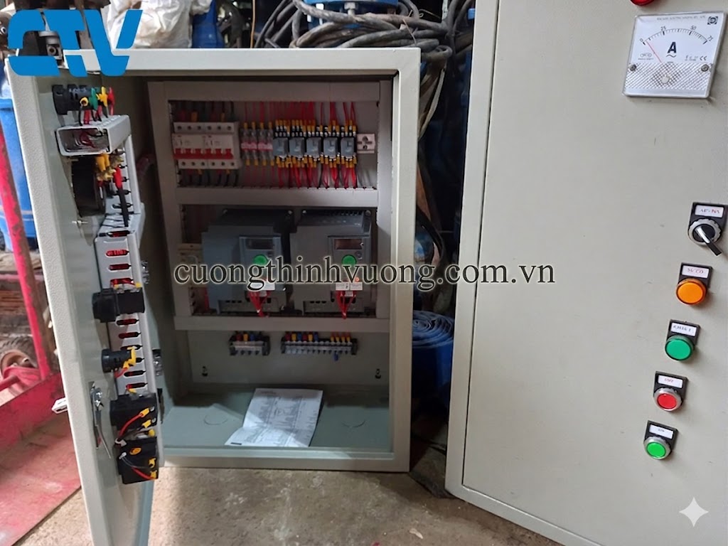 Tủ điện điều khiển máy bơm nước: Giải pháp vận hành tự động, an toàn và tiết kiệm