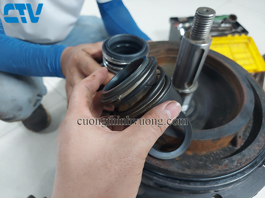 Cường Thịnh Vương cung cấp phụ kiện và sửa chữa máy bơm cứu hỏa  khi bị hỏng phớt  tại Hà Nội